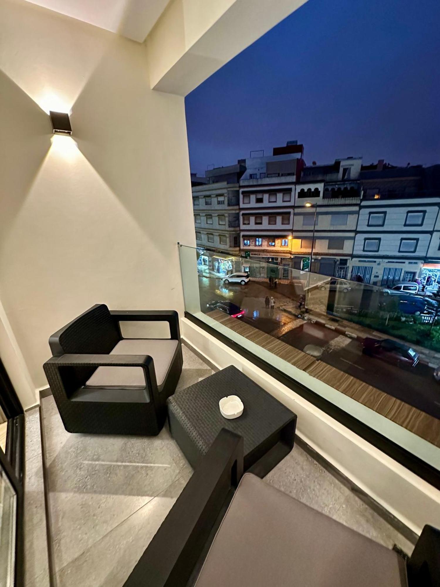 Centrico 2 Tanger Idrissia Apartamento Exterior foto
